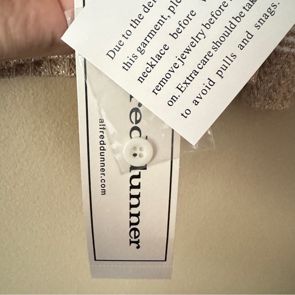 NWT Alfred Dunner Women's Striped Vest Two In One Sweater With Necklace Size M - Picture 9 of 12